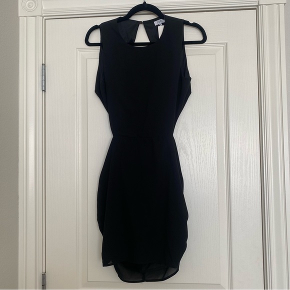 Tobi Dresses & Skirts - Moving Sale Last Chance! - NWT Backless TOBI Dress